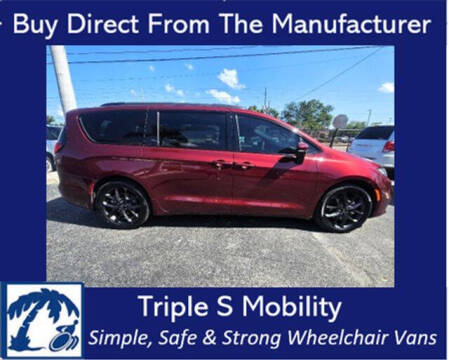 2023 Chrysler Pacifica Touring L