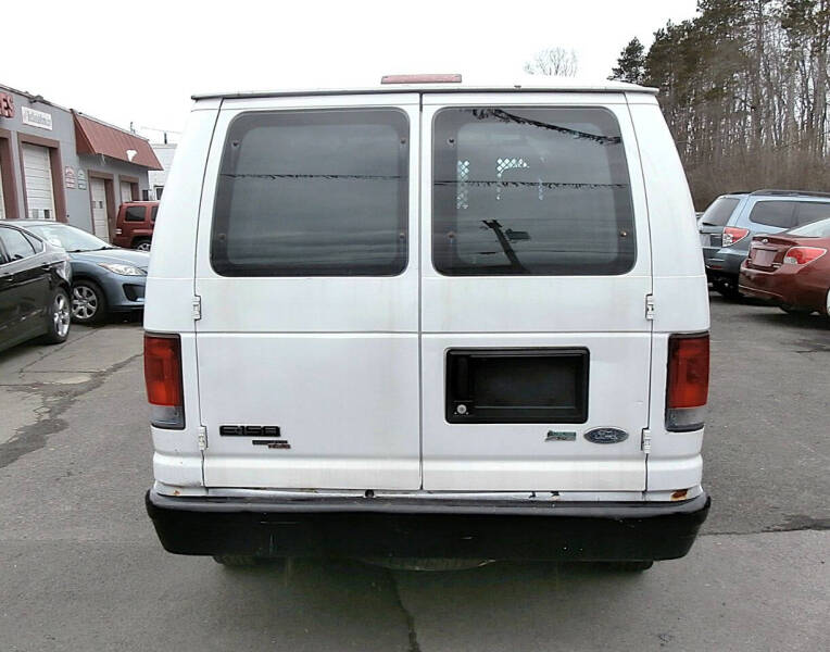 2013 Ford E-Series E-150