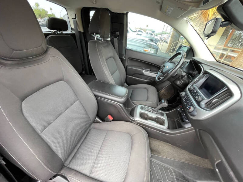 2017 Chevrolet Colorado LT