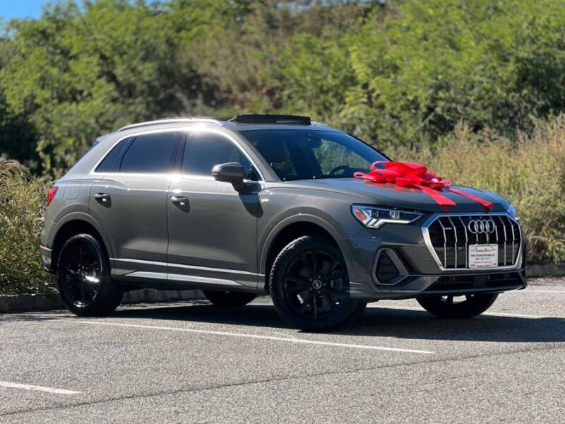 2023 Audi Q3 S Line Premium's photo