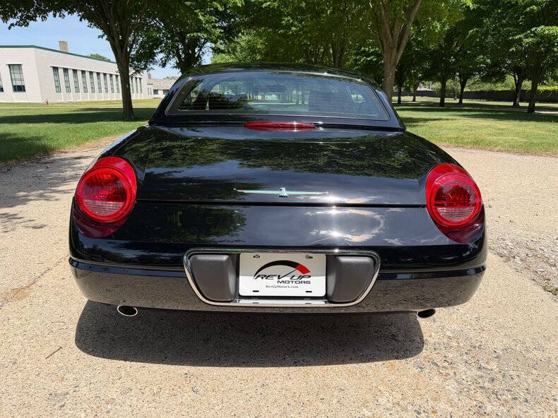 2002 Ford Thunderbird Deluxe