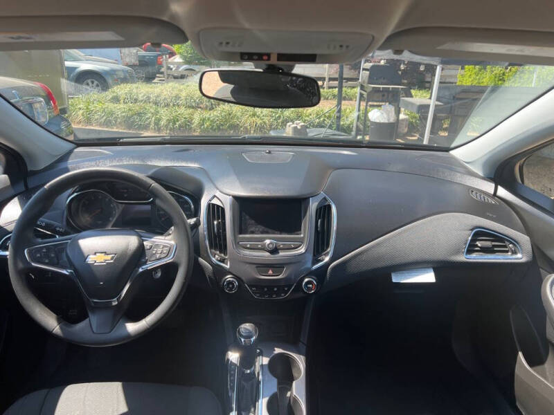 2019 Chevrolet Cruze LS