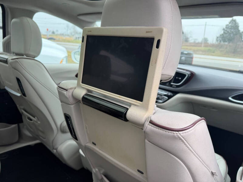 2017 Chrysler Pacifica Limited