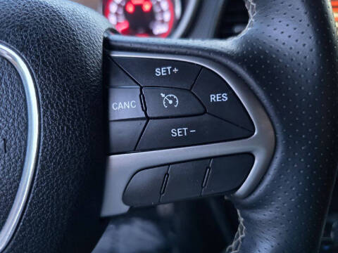 2015 Dodge Challenger SRT Hellcat