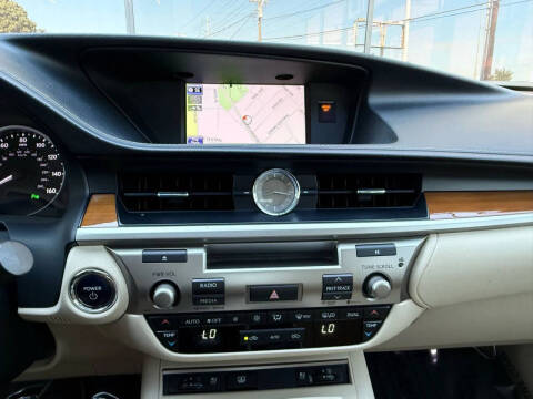 2014 Lexus ES 300h