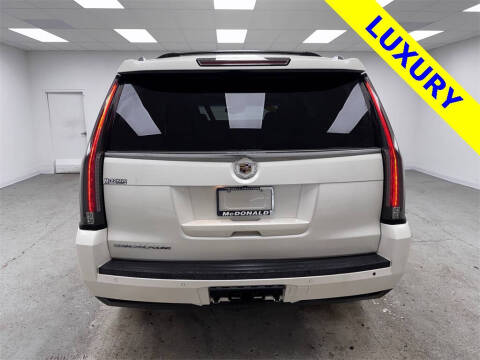 2015 Cadillac Escalade Luxury