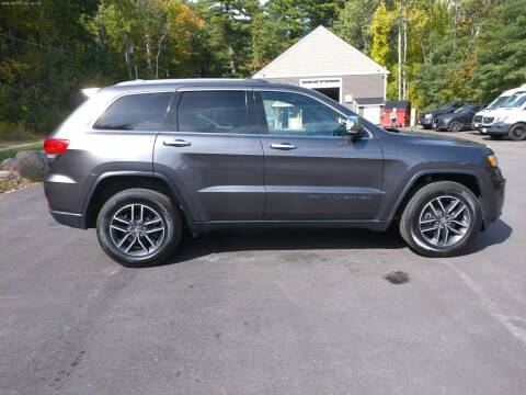 2018 Jeep Grand Cherokee for sale at Mark's Discount Truck & Auto in Londonderry NH