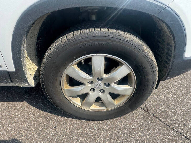 2011 Kia Sorento LX