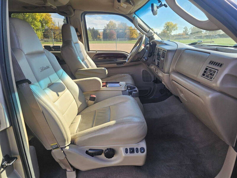 2004 Ford Excursion Limited