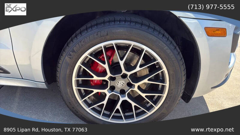 2015 Porsche Macan Turbo