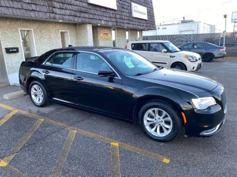 2015 Chrysler 300 Limited
