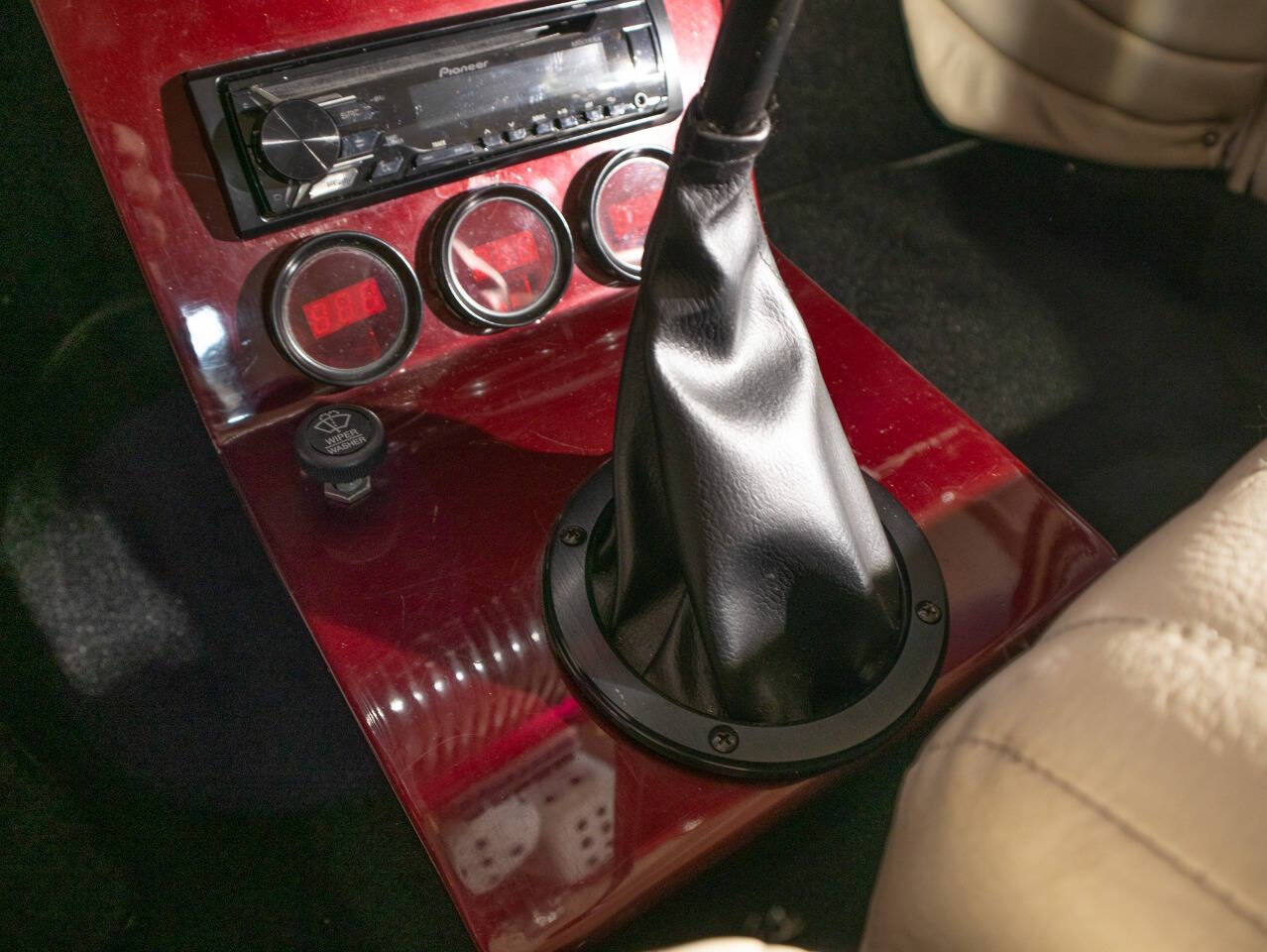 1953 Buick Riviera 19