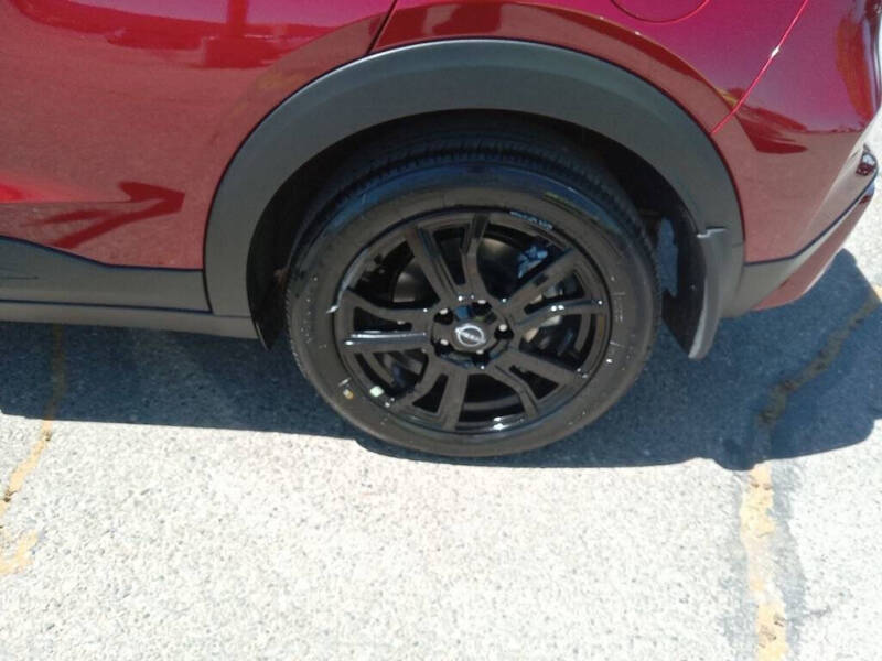 2024 Nissan Kicks SV