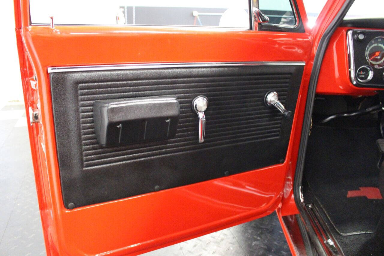 1967 Chevrolet C/K 10 Series 16