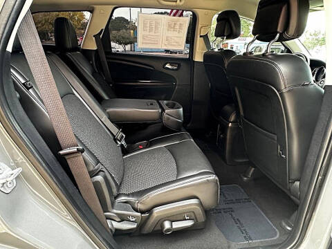 2019 Dodge Journey Crossroad