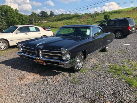 1965 Pontiac Bonnerville for sale at Troy's Auto Sales in Dornsife PA