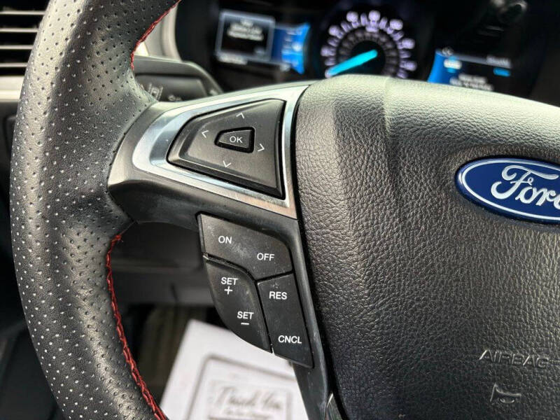 2022 Ford Edge ST-Line