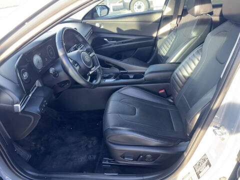 2022 Hyundai Elantra Hybrid Limited