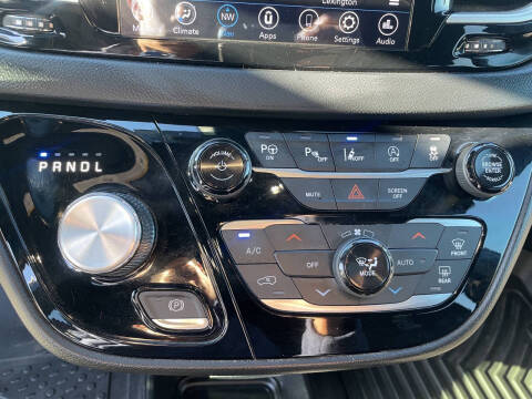 2020 Chrysler Pacifica Touring