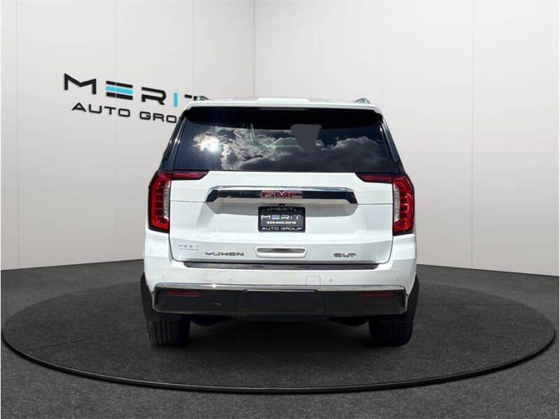 2022 GMC Yukon SLT