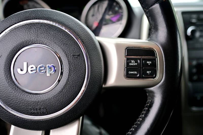 2012 Jeep Grand Cherokee Laredo