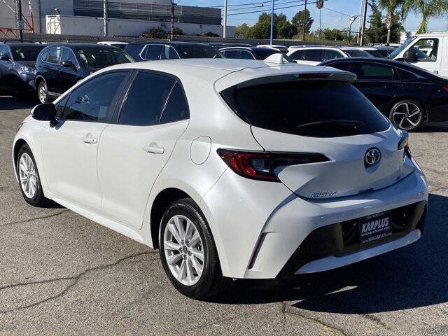 2024 Toyota Corolla Hatchback SE