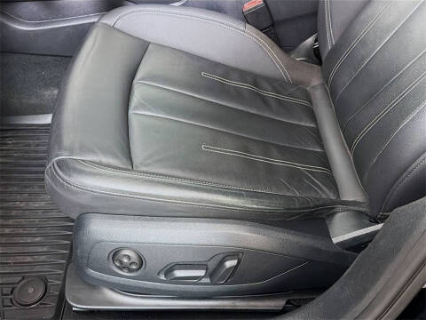 2021 Audi A4 quattro Premium 40 TFSI