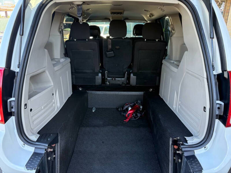 2017 Dodge Grand Caravan SE Plus
