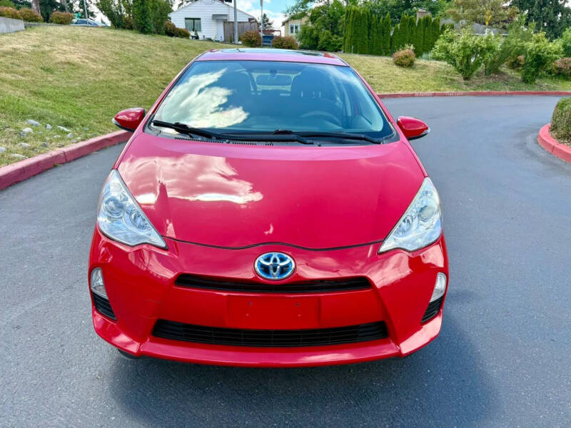 2014 Toyota Prius c