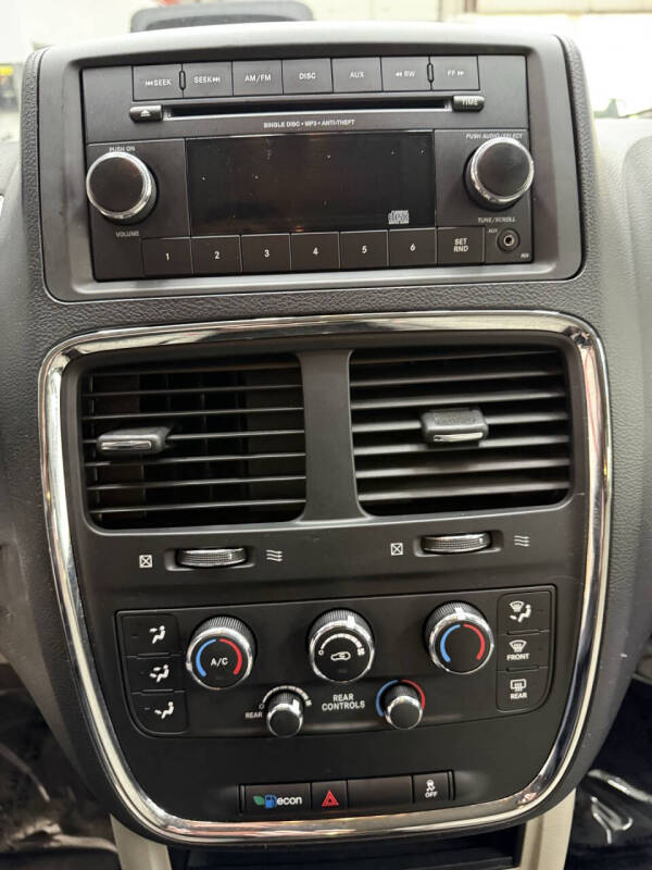 2015 Dodge Grand Caravan SE