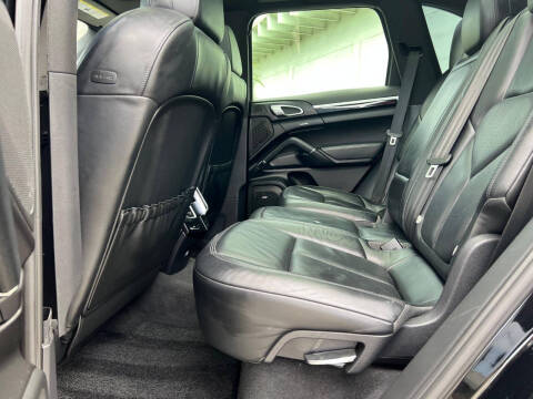 2012 Porsche Cayenne S