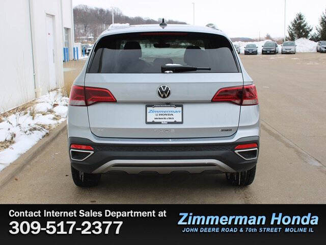 2024 Volkswagen Taos SE 4Motion