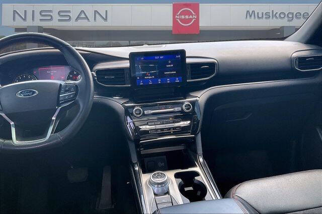 2022 Ford Explorer ST-Line