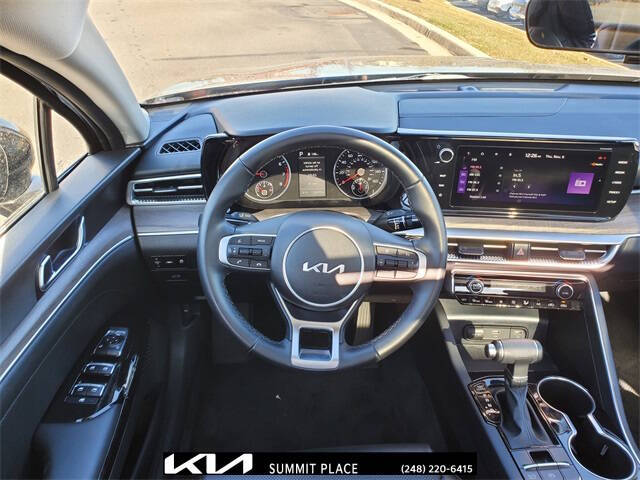 2023 Kia K5 EX