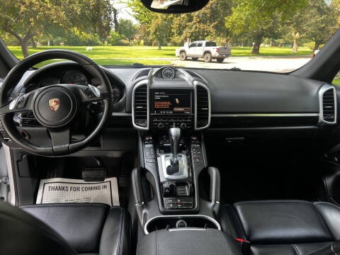 2012 Porsche Cayenne Tiptronic