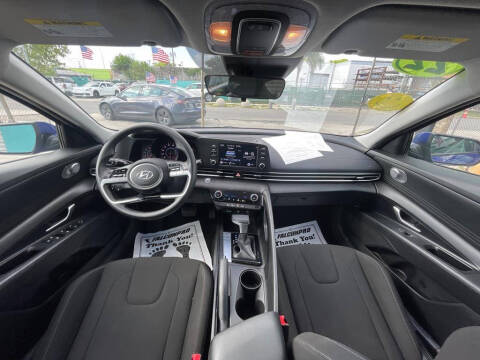2022 Hyundai Elantra