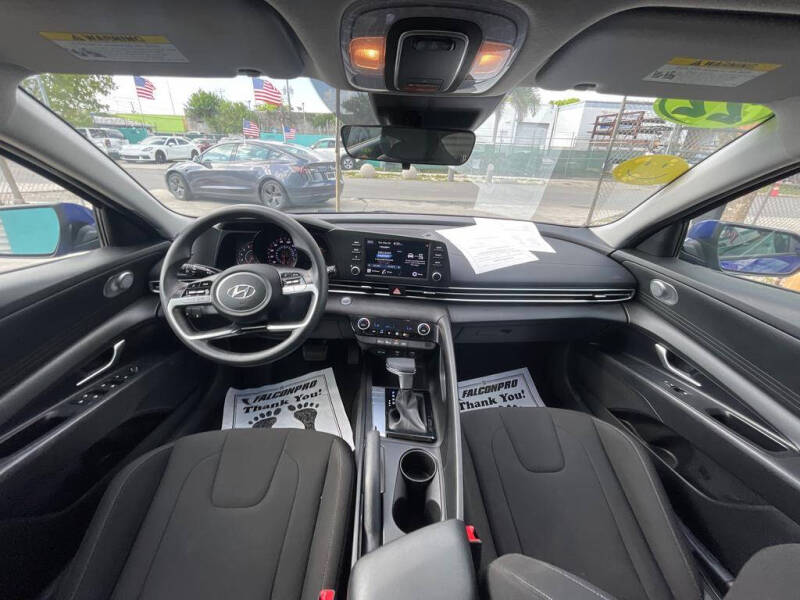 2022 Hyundai Elantra