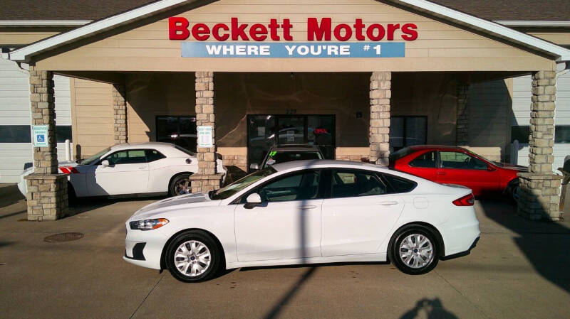 2019 Ford Fusion S's photo