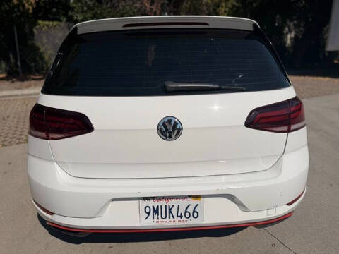 2019 Volkswagen e-Golf SE