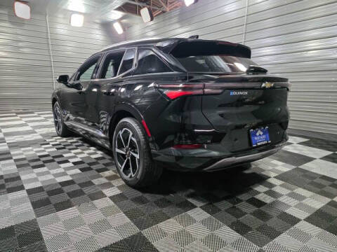 2024 Chevrolet Equinox EV LT