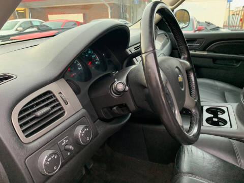 2013 Chevrolet Suburban LT