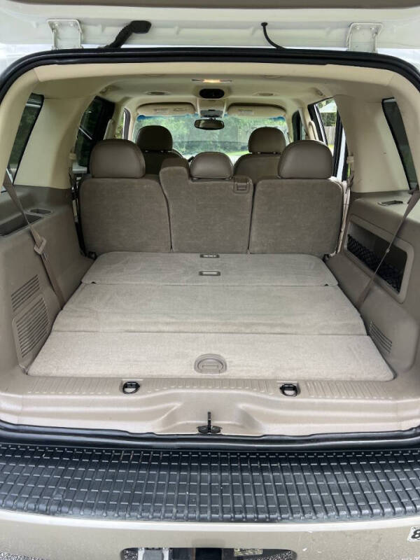 2005 Ford Explorer Eddie Bauer