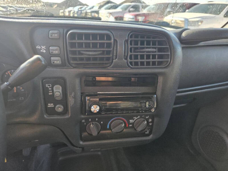 2003 Chevrolet Blazer LS