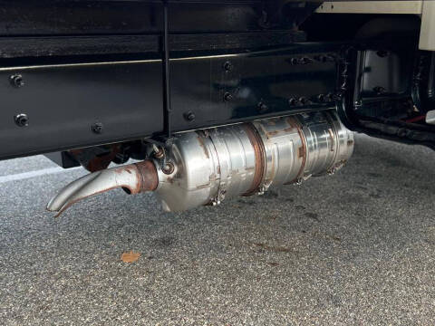 2020 Freightliner M2 106