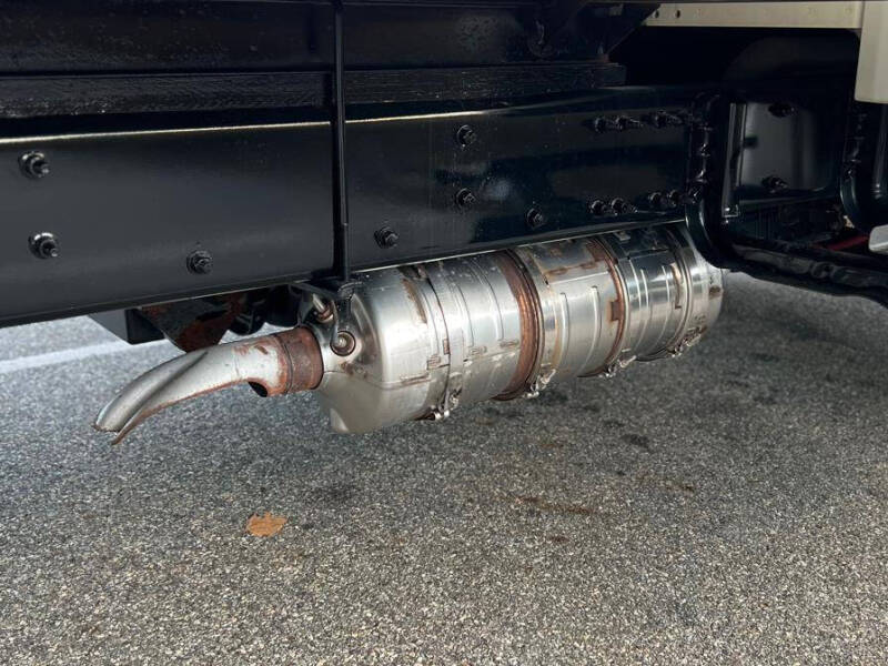 2020 Freightliner M2 106