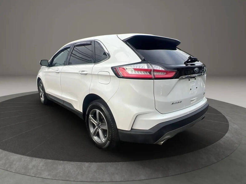 2020 Ford Edge