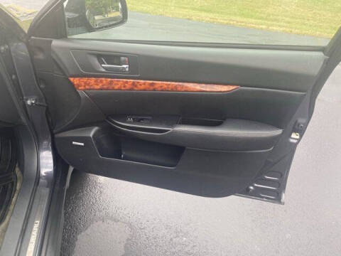 2012 Subaru Outback 2.5i Limited