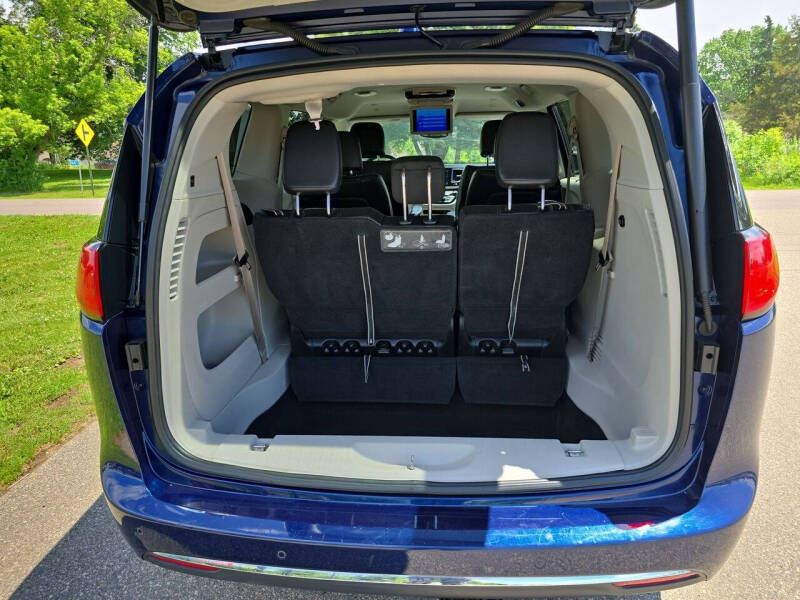 2018 Chrysler Pacifica Touring L