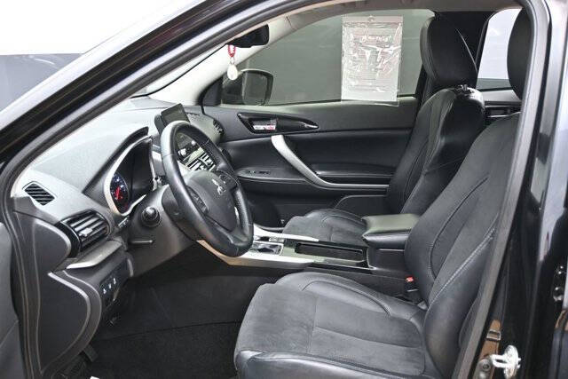 2023 Mitsubishi Eclipse Cross SE