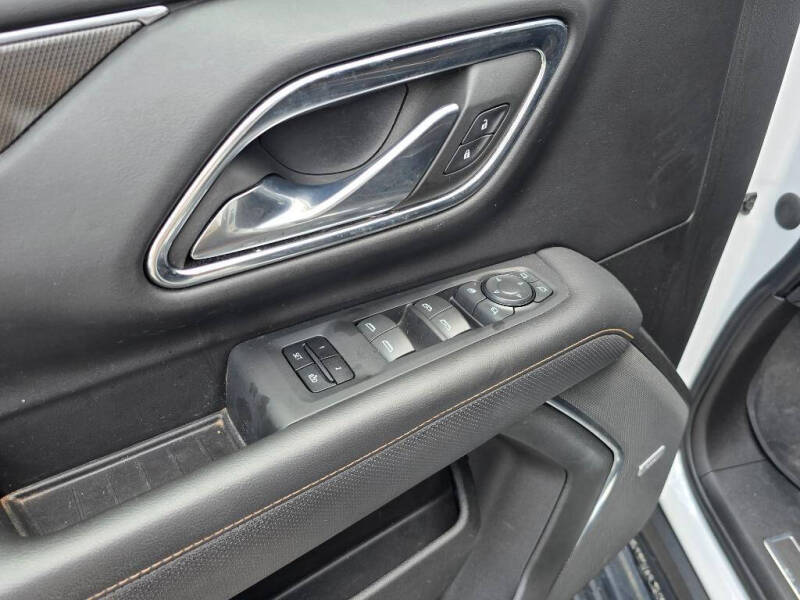 2023 GMC Yukon XL AT4